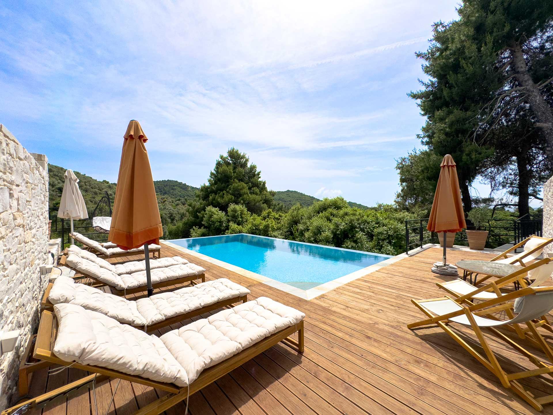 Private Infinity Pool